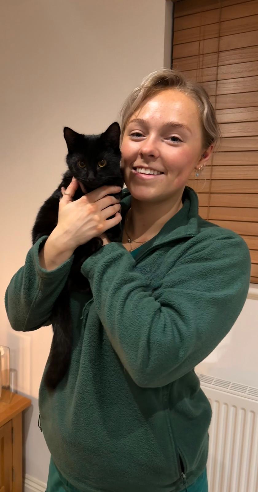 b795a7e5-fe2d-4af3-ba47-3d0adc4b7884